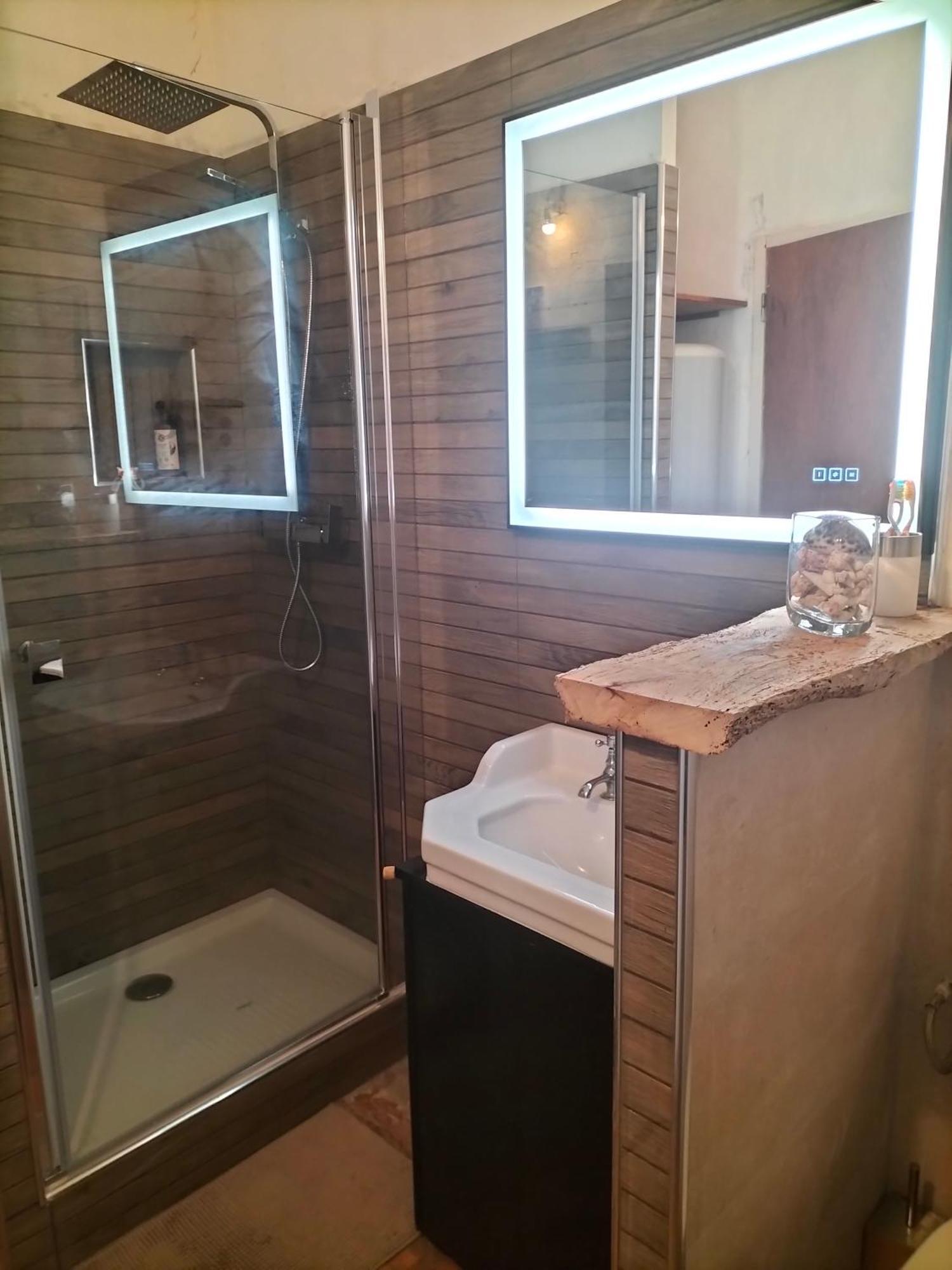 Chambres 2 Personnes Dans Notre Maison Girondine Saint-Martin-de-Lerm Room photo